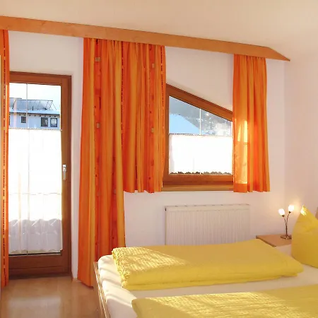 Zweifamilienhaus Koehle 115W * Pfunds