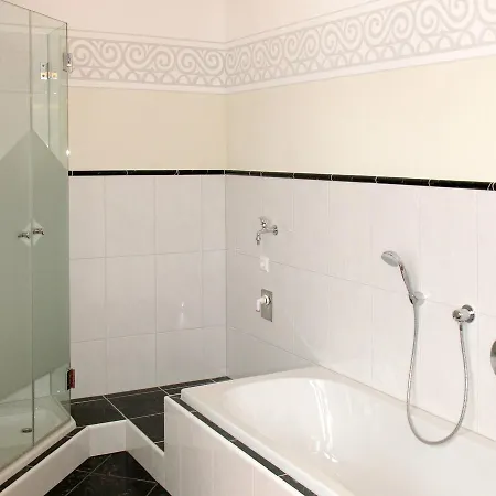 Apartment Zweifamilienhaus Koehle 115W Pfunds